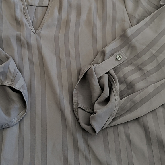 EUC Maurices | Grey Tunic - Picture 3 of 8